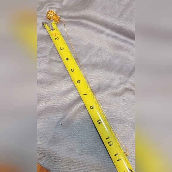 Vintage Gold Tone Pineapple Pendant & Gold Tone Necklace - Unique - Picture 10 of 12